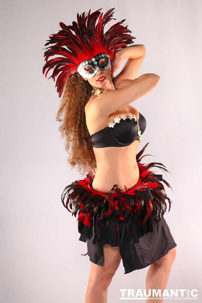 What a blast to get to shoot with a gorgeous Tahitian Dancer.  Ne-Ne was looking for shots to use to promote herself, and I got an opportunity to shoot something truly beautiful and interesting.